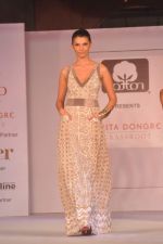 at Anita Dongre Cotton Council fashion show in Mumbai on 8th May 2012 (208).JPG